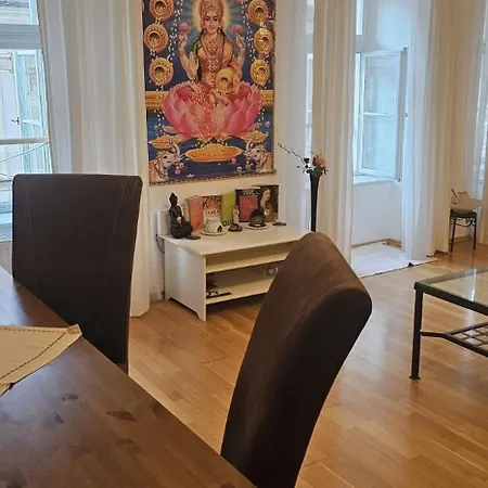 2 Min Center Just In, Old Town Walk Private A Homestay szállás